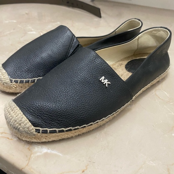 WOMANS MICHAEL KORS ESPADRILLES - Picture 8 of 9
